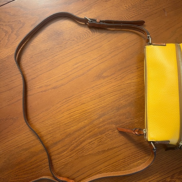 DOONEY & Bourke Lemon Gold Pebble LEATHER Purse - Picture 4 of 8